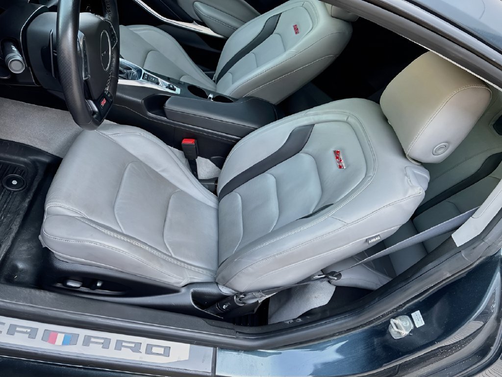 Used 2023 Chevrolet Camaro SS RWD image 19