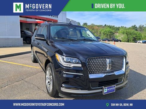 Used 2023 Lincoln Navigator L Reserve AWD/4WD image 9