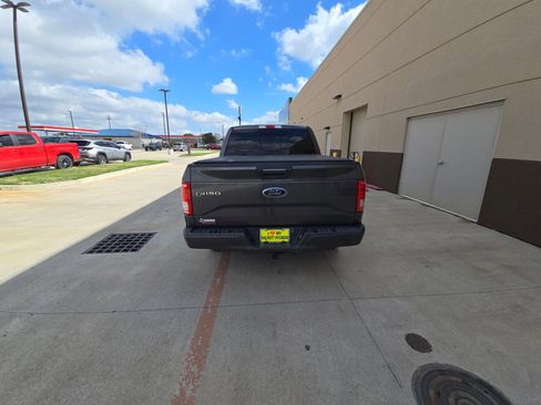 Used 2017 Ford F150 XLT w/ Equipment Group 302A Luxury image 10