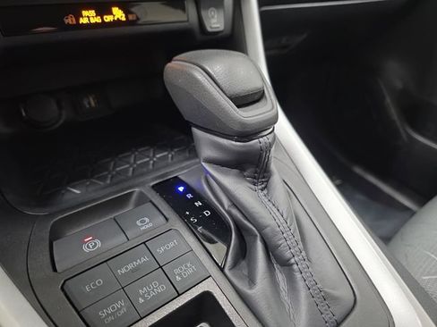 Certified 2024 Toyota RAV4 XLE AWD/4WD image 20