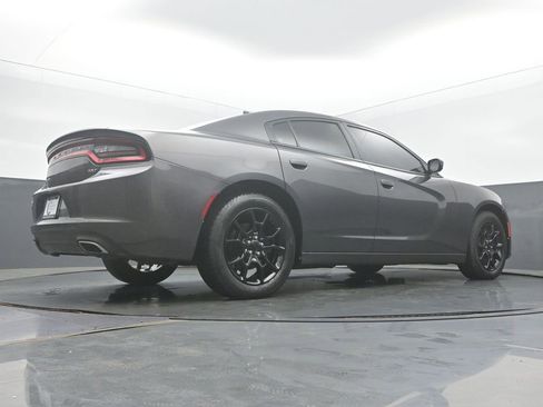 Used 2017 Dodge Charger SXT AWD/4WD image 48