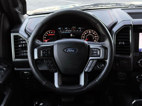 Used 2020 Ford F150 Lariat image 41