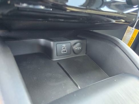 New 2025 Ford Escape SE image 26