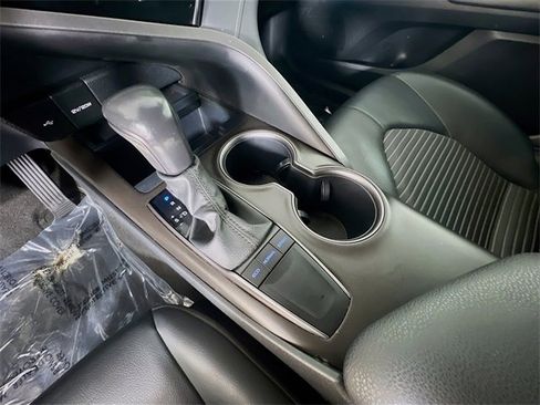 Used 2023 Toyota Camry SE image 24