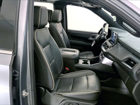 Used 2021 GMC Yukon SLT w/ SLT Luxury Plus Package AWD/4WD image 6