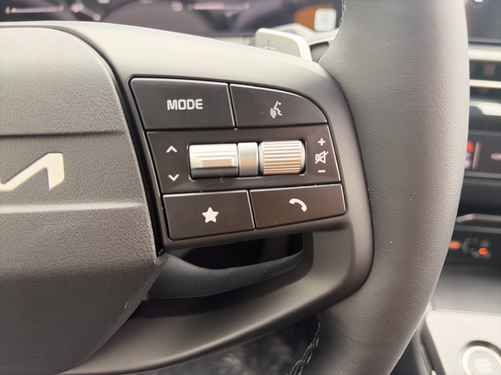 New 2027 Kia Sportage LX FWD image 12
