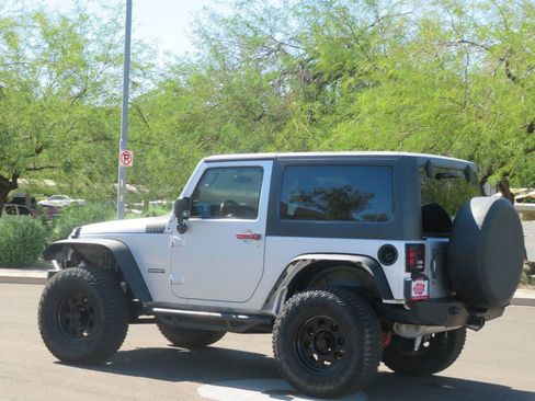 Used 2012 Jeep Wrangler Sport image 5