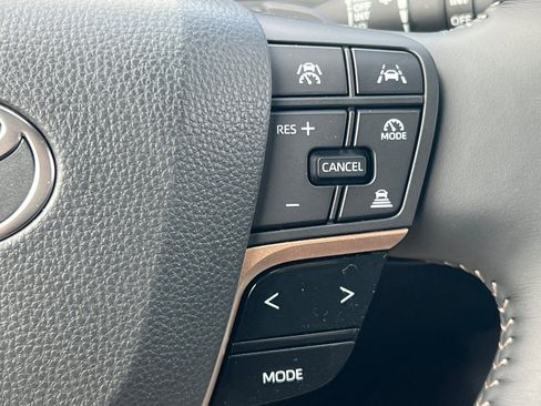 New 2026 Toyota Crown Signia image 28