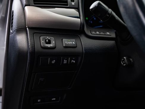 Used 2014 Lexus LS 460 AWD w/ Comfort Package image 41