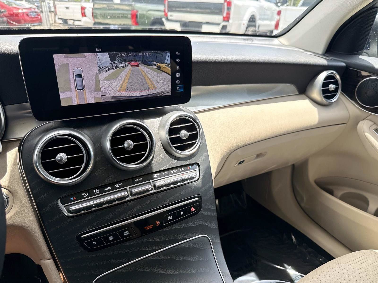 Used 2022 Mercedes-Benz GLC 300 image 26