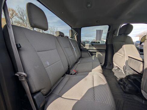 Used 2019 Ford F250 XLT w/ Snow Plow Prep Package image 40
