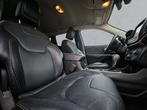 Certified 2016 Jeep Cherokee High Altitude image 30