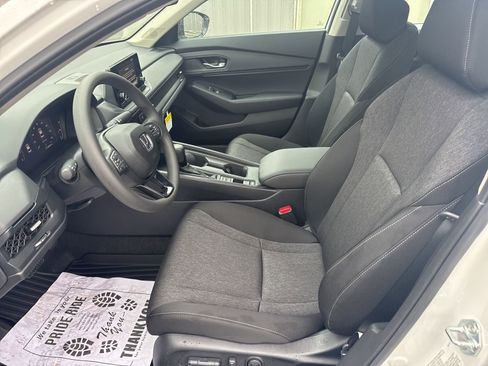 New 2025 Honda Accord SE image 6