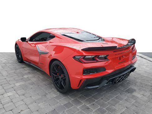 Used 2024 Chevrolet Corvette Z06 image 4