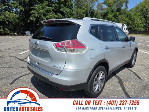 Used 2015 Nissan Rogue SL w/ SL Premium Package image 5