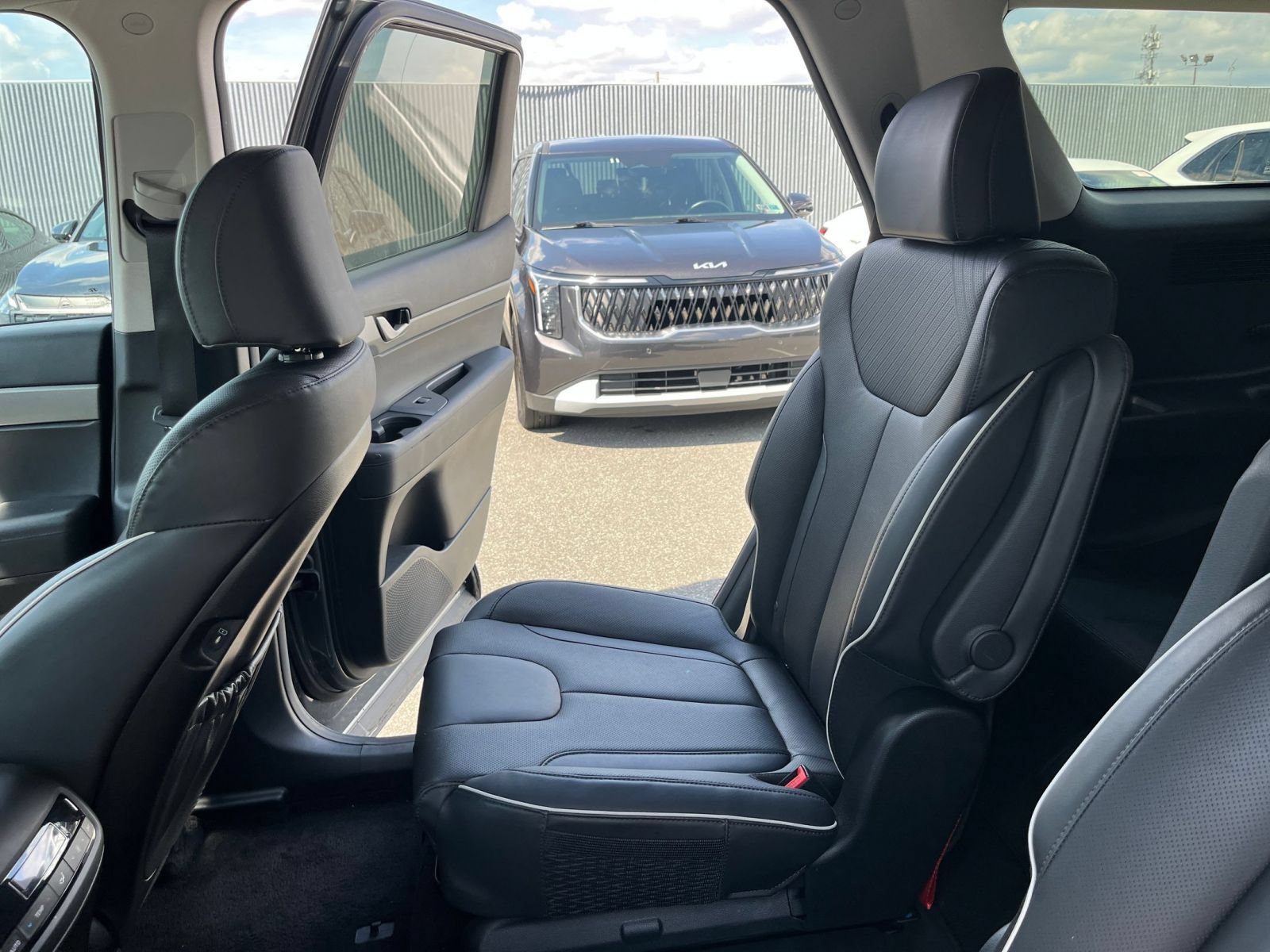 Used 2025 Hyundai Palisade SEL AWD/4WD image 41