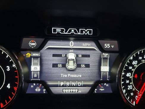 Used 2021 RAM 2500 Laramie w/ Night Edition image 8