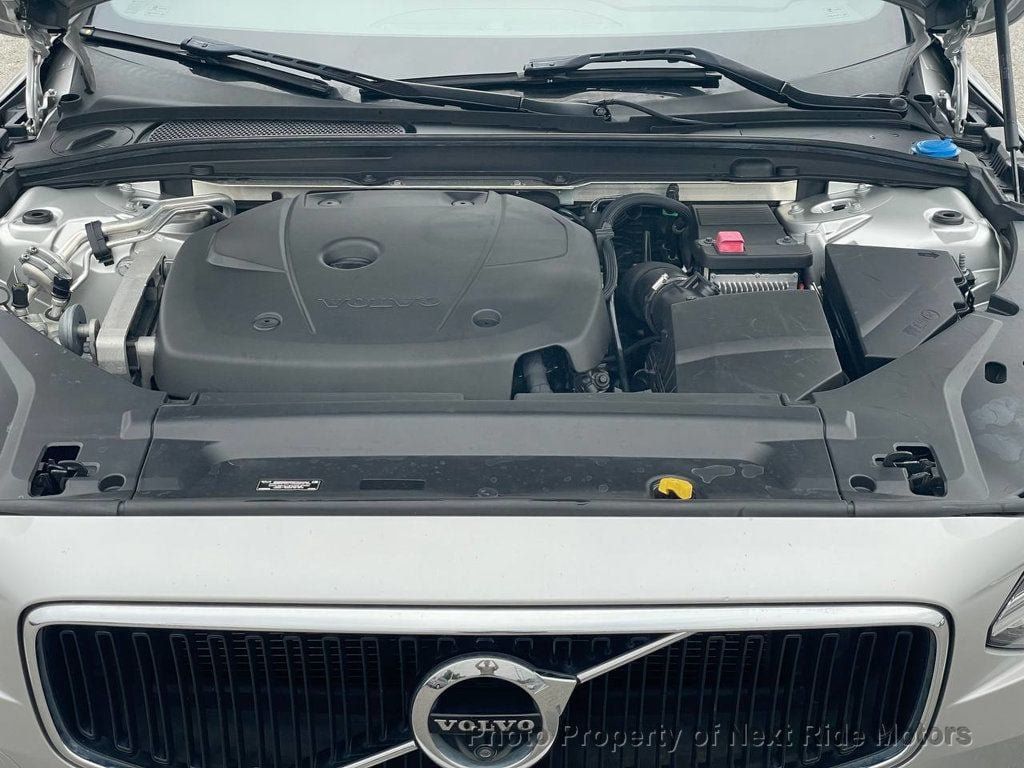 Used 2017 Volvo S90 T5 Momentum w/ Vision Package FWD image 10