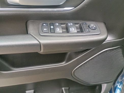 Used 2023 RAM 1500 Big Horn AWD/4WD image 23