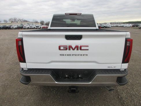 New 2026 GMC Sierra 2500 SLT image 6