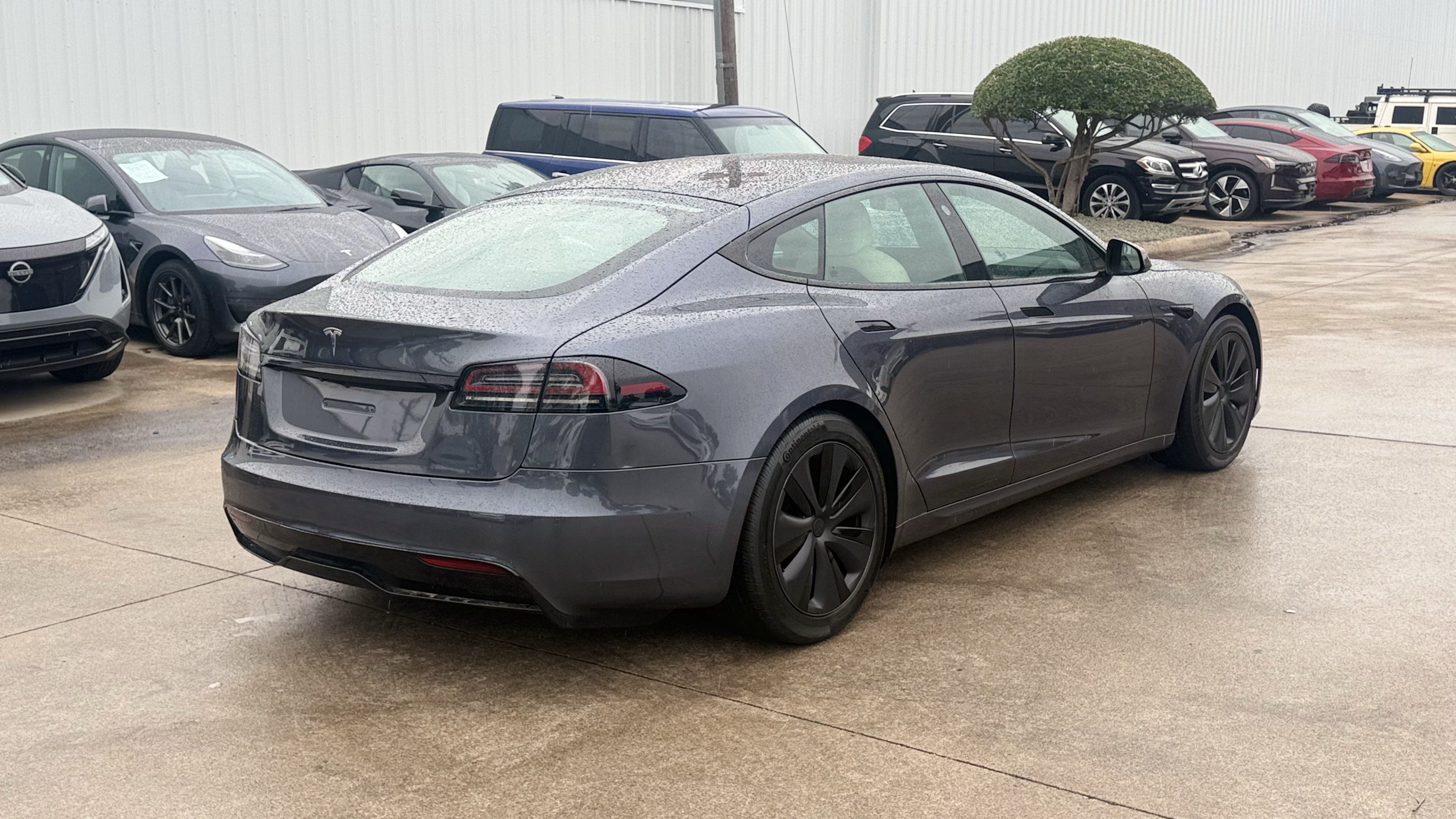 Used 2023 Tesla Model S AWD/4WD image 10