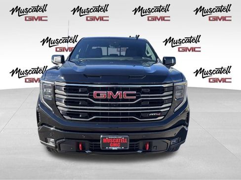 Used 2026 GMC Sierra 1500 AT4 w/ AT4 Premium Package AWD/4WD image 9