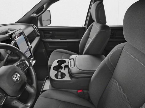 New 2026 RAM 2500 Laramie AWD/4WD image 6