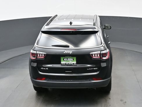 Used 2022 Jeep Compass Limited AWD/4WD image 34