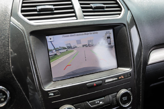 Used 2019 Ford Explorer XLT w/ Equipment Group 201A FWD image 41