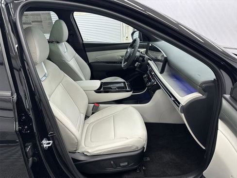 New 2026 Hyundai Tucson Limited image 15