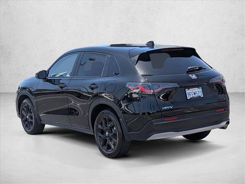 Used 2023 Honda HR-V Sport image 8