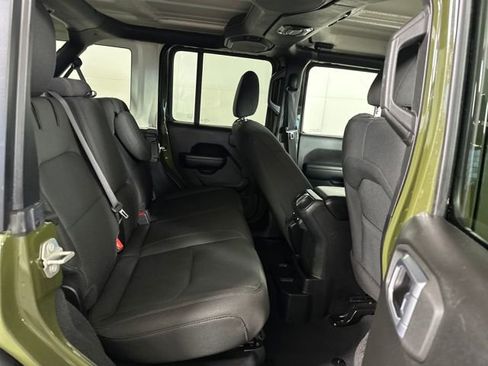 Used 2023 Jeep Wrangler Unlimited w/ Cold Weather Group image 27