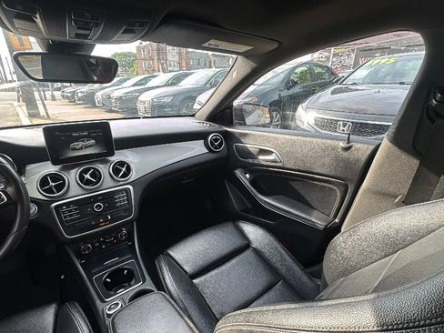 Used 2016 Mercedes-Benz CLA 250 4MATIC image 19