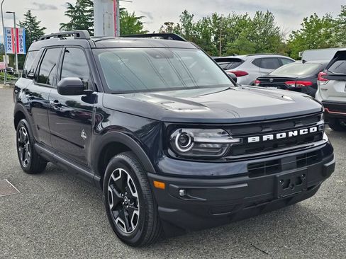 Used 2023 Ford Bronco Sport Outer Banks w/ Tech Package AWD/4WD image 8