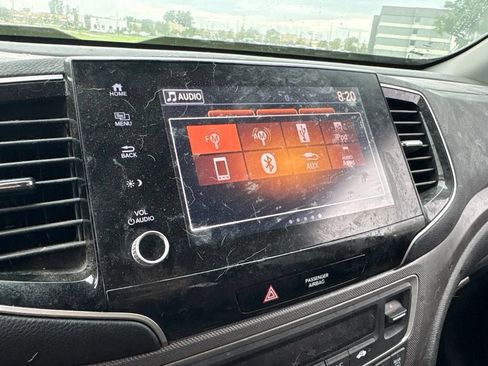 Used 2023 Honda Ridgeline Sport image 23