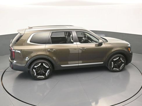 Used 2025 Kia Telluride EX w/ EX Captain's Chair Package FWD image 56