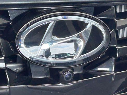 Used 2023 Hyundai Sonata Limited w/ Preferred Accessory Package FWD image 13