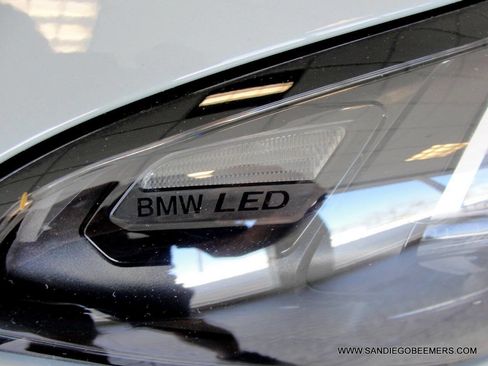 Used 2024 BMW 330i Sedan w/ M Sport Package image 4