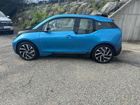 Used 2017 BMW i3 w/ Range Extender RWD image 3