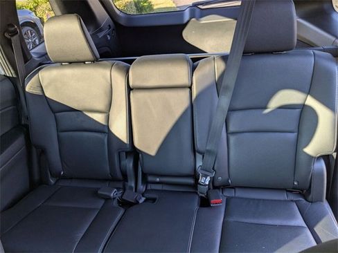 Used 2023 Honda Passport EX-L image 34