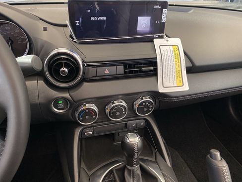 Used 2025 MAZDA MX-5 Miata RF Grand Touring w/ Weather Package RWD image 6