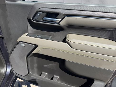 Used 2024 Chevrolet Silverado 1500 ZR2 image 13