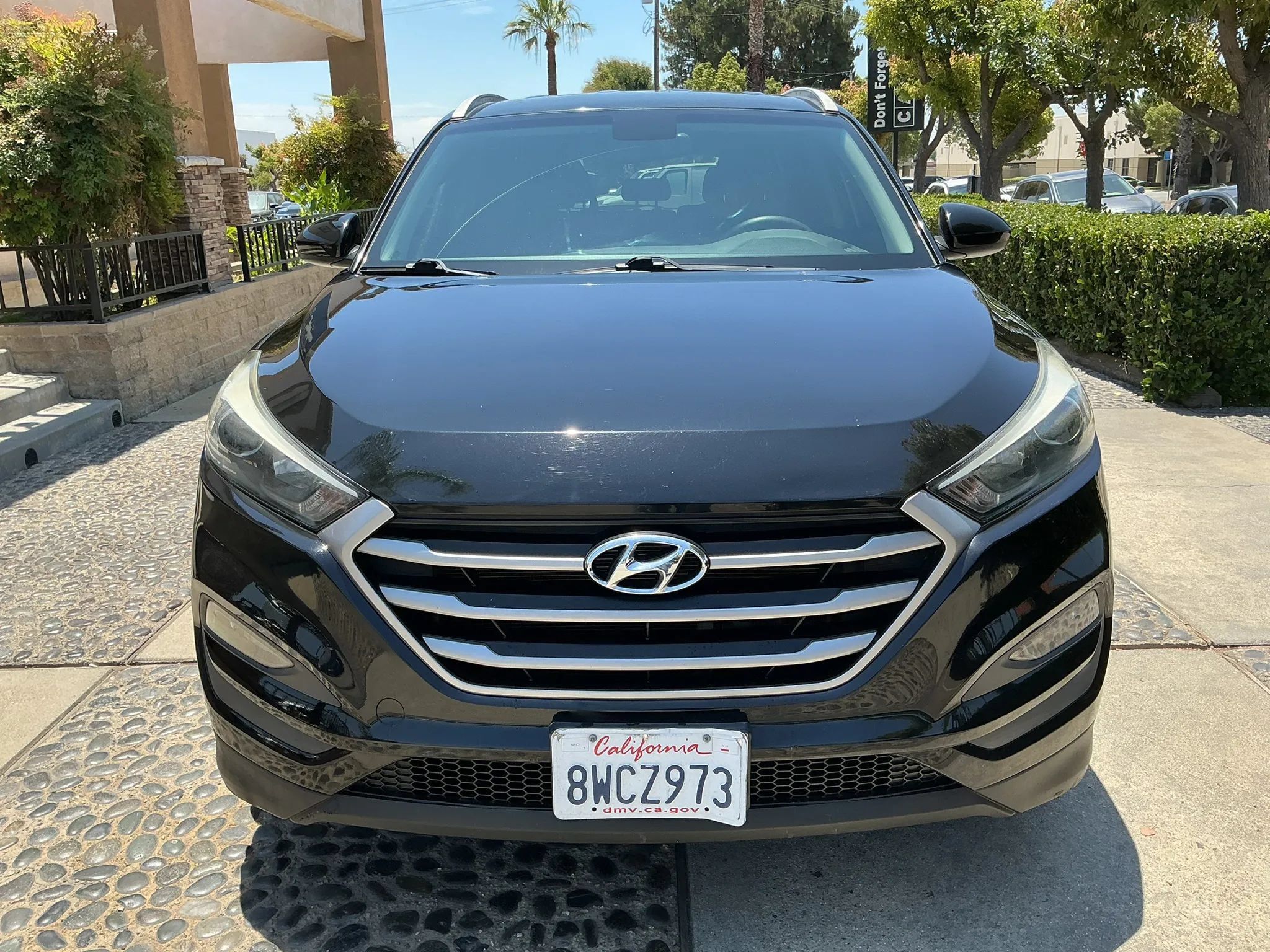 Used 2017 Hyundai Tucson SE w/ SE Popular Package 02 FWD image 2