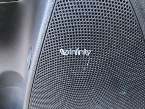 Used 2014 Kia Sorento SX w/ 3rd Row Package image 20