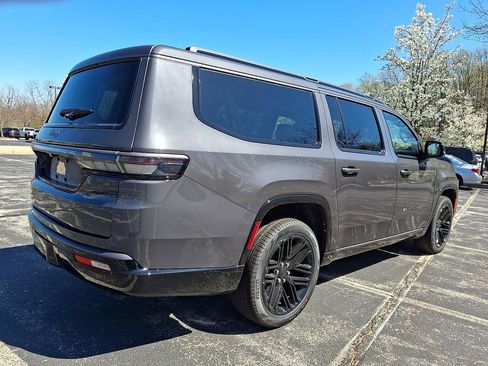 New 2026 Jeep Grand Wagoneer L Limited AWD/4WD image 4
