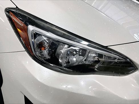 Used 2018 Subaru Crosstrek 2.0i Premium image 26