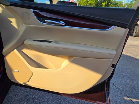 Used 2017 Cadillac XT5 Luxury image 65