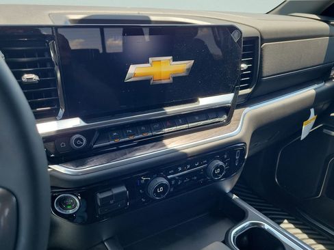 New 2026 Chevrolet Silverado 1500 LTZ w/ LTZ Convenience Package II AWD/4WD image 14