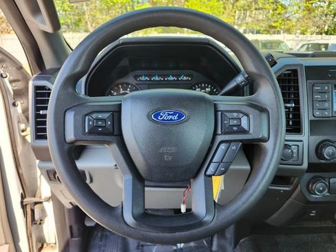 Certified 2020 Ford F250 XL w/ Snow Plow Prep Package AWD/4WD image 22