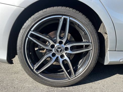 Used 2018 Mercedes-Benz CLA 250 image 21